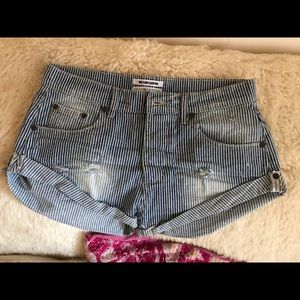 One Teaspoon striped shorts size 26